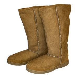 Minnetonka Sheepskin Boots